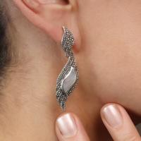 925 ayar gümüş El yapımı Tasarım margazit taşlı yaprak Model trend aksesuar vidalı Bayan küpe